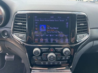 2020 Jeep Grand Cherokee Laredo E