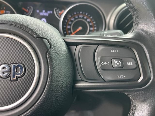 2022 Jeep Gladiator Sport S