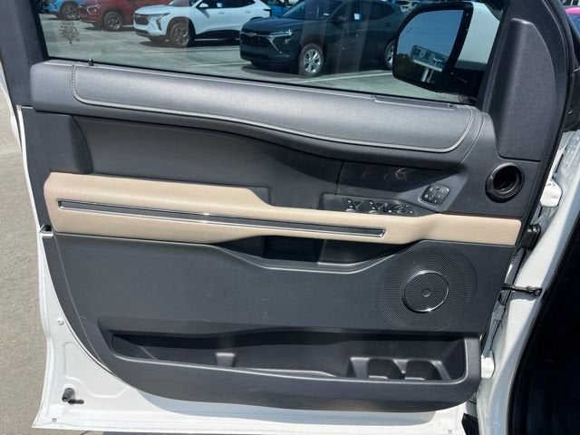 2023 Ford Expedition XLT