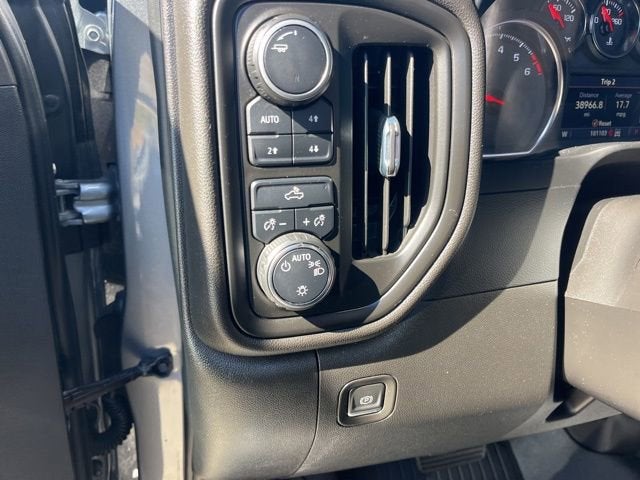 2022 Chevrolet Silverado 1500 LTD Custom Trail Boss