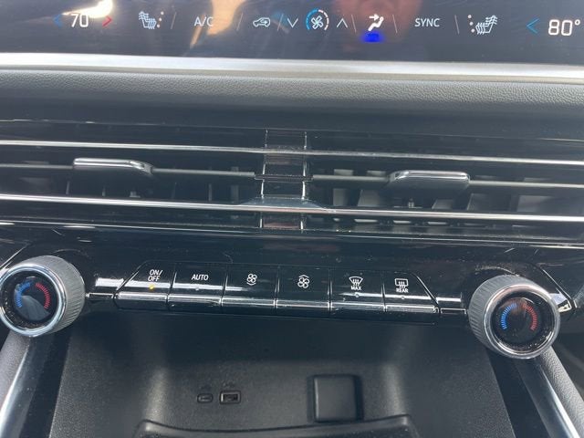 2024 Chevrolet Traverse LS