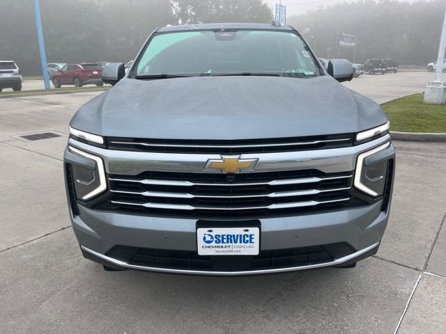 2025 Chevrolet Suburban LT