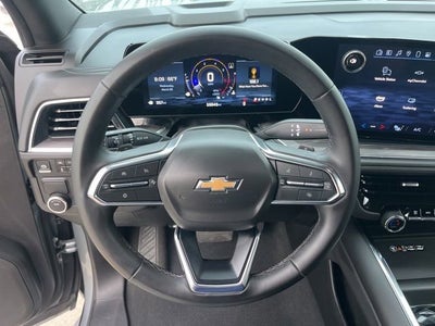 2025 Chevrolet Suburban LT