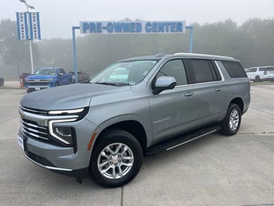 2025 Chevrolet Suburban LT
