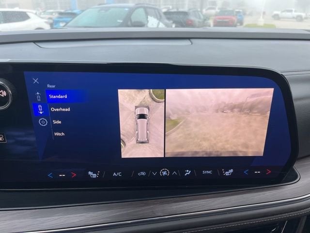 2025 Chevrolet Suburban LT