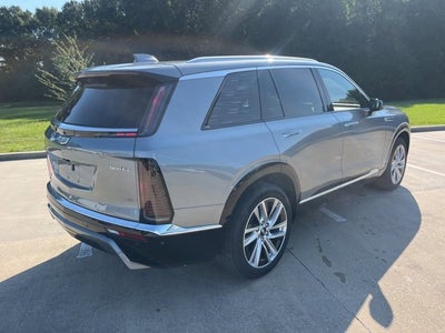 2026 Cadillac VISTIQ Luxury