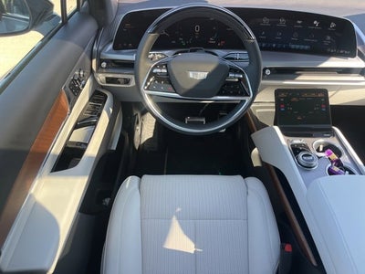 2026 Cadillac VISTIQ Luxury