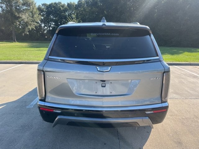 2026 Cadillac VISTIQ Luxury