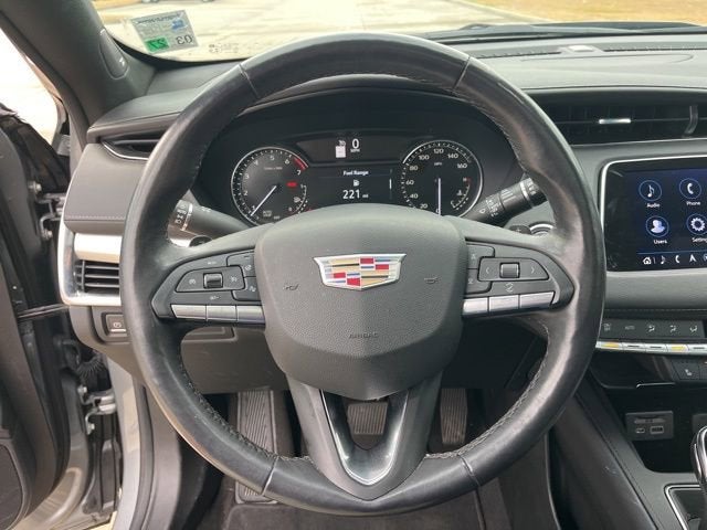 2023 Cadillac XT4 Premium Luxury