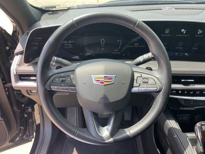 2025 Cadillac XT4 Premium Luxury