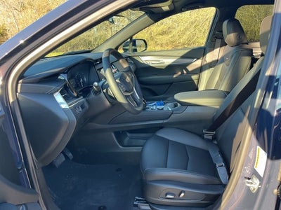 2025 Cadillac XT5 Luxury