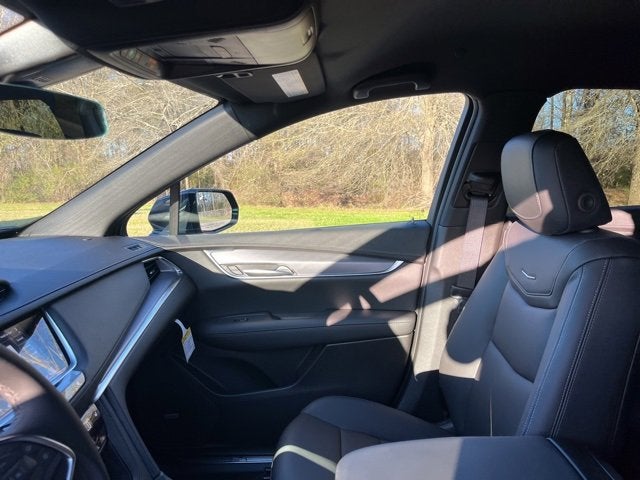 2025 Cadillac XT5 Luxury