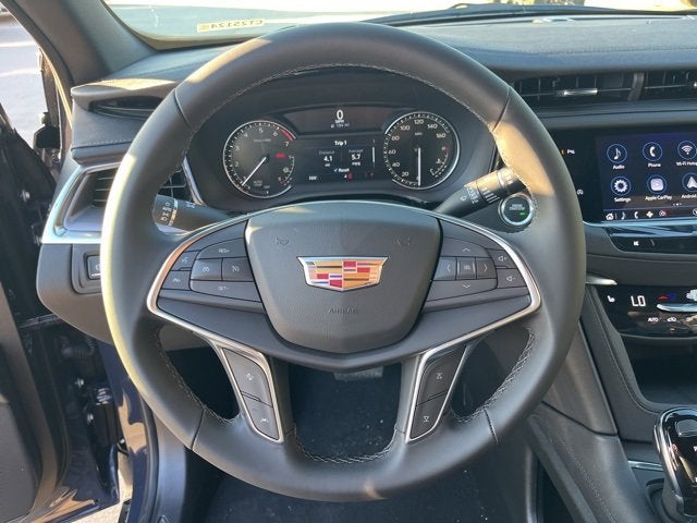 2025 Cadillac XT5 Luxury