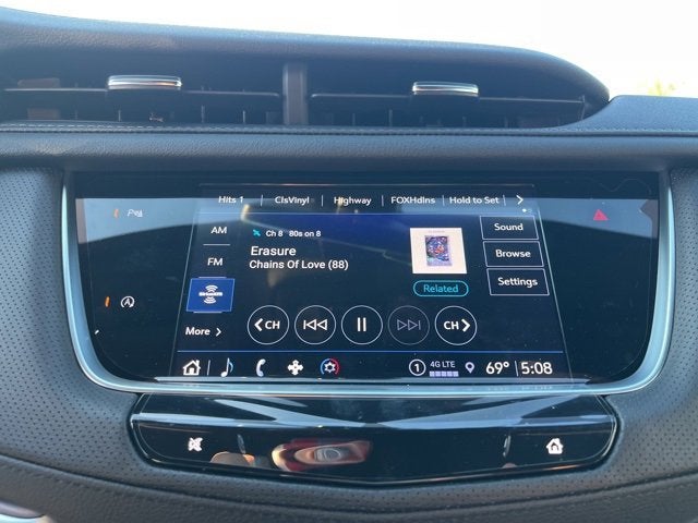 2025 Cadillac XT5 Luxury