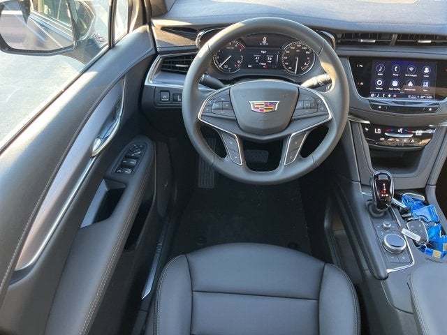 2025 Cadillac XT5 Luxury