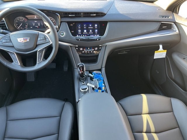 2025 Cadillac XT5 Luxury