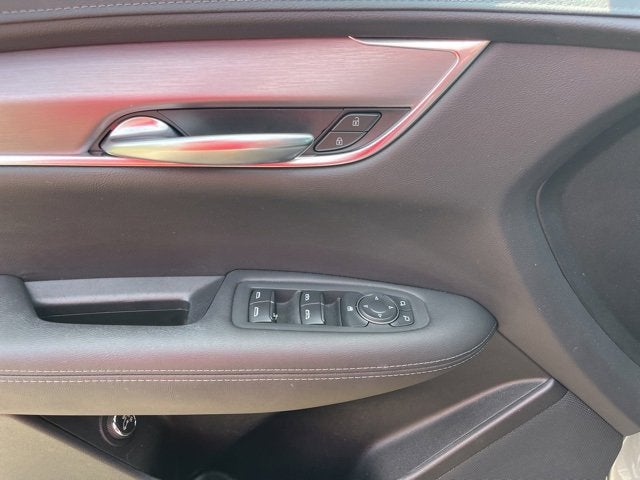 2023 Cadillac XT5 Luxury