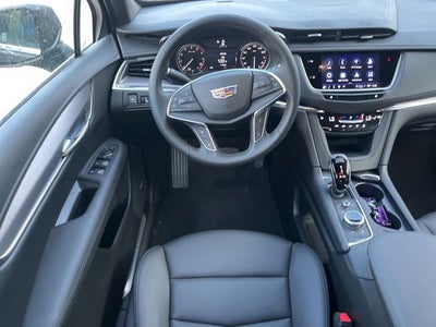 2025 Cadillac XT5 Luxury