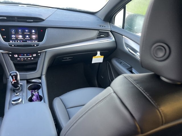 2025 Cadillac XT5 Luxury