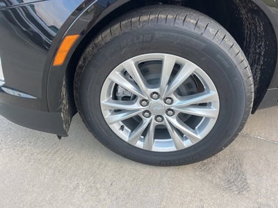 2025 Cadillac XT5 Luxury