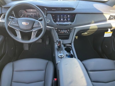 2026 Cadillac XT5 Luxury