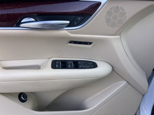 2019 Cadillac XT5 Luxury FWD