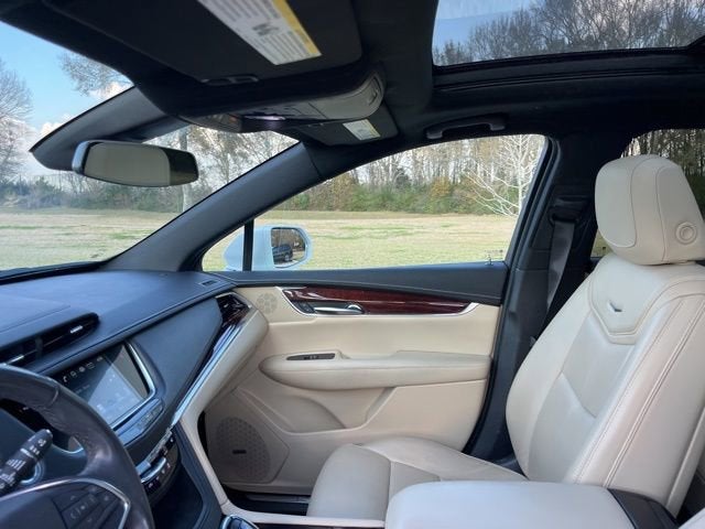 2019 Cadillac XT5 Luxury FWD