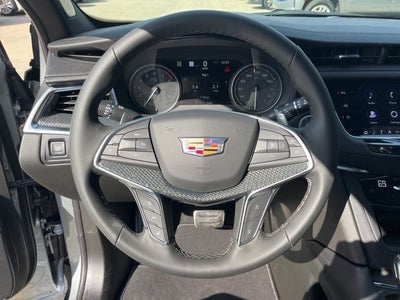 2025 Cadillac XT5 Sport