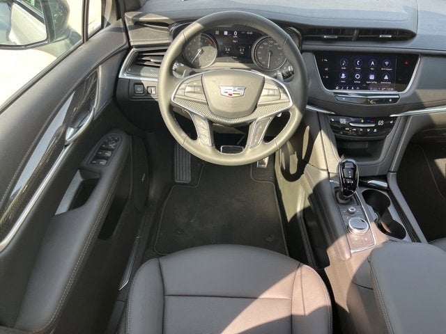 2025 Cadillac XT5 Sport