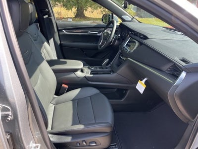 2025 Cadillac XT5 Sport