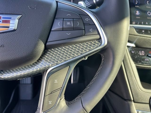 2025 Cadillac XT5 Sport