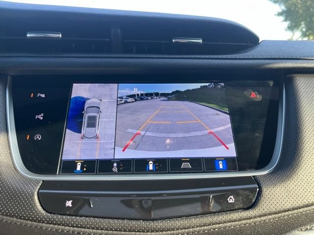 2025 Cadillac XT5 Sport