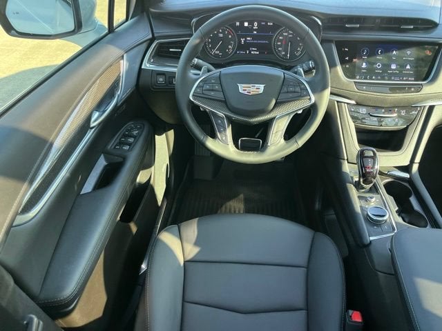 2025 Cadillac XT5 Sport