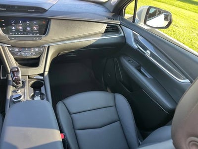 2025 Cadillac XT5 Sport