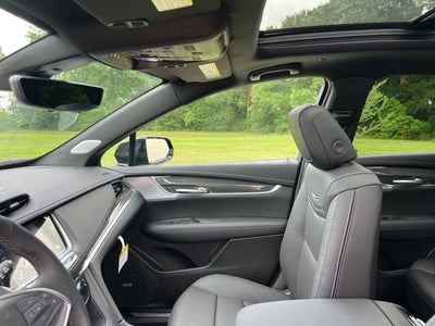 2026 Cadillac XT5 Sport