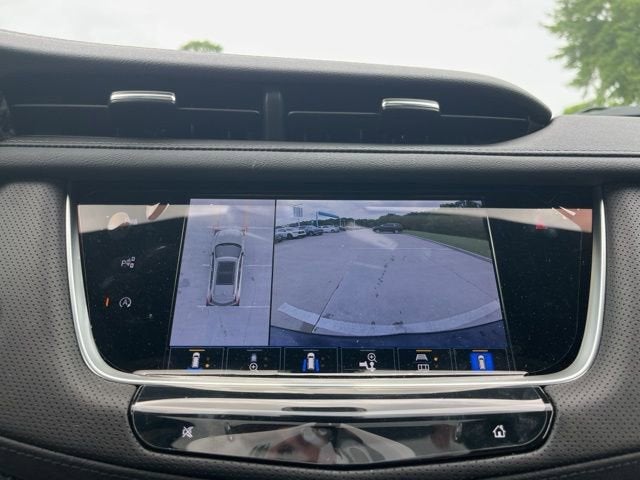 2026 Cadillac XT5 Sport