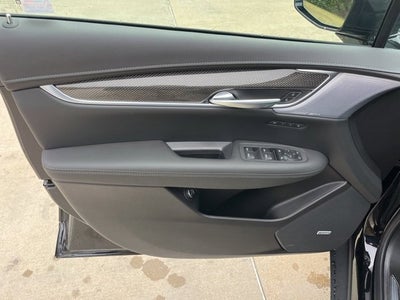 2026 Cadillac XT5 Sport