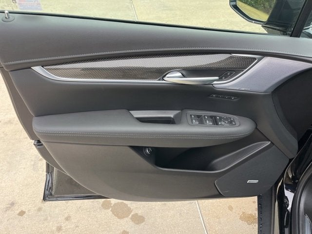 2026 Cadillac XT5 Sport