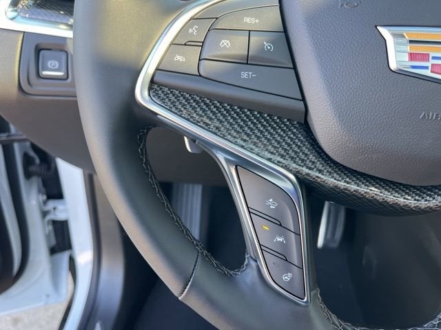 2026 Cadillac XT5 Sport