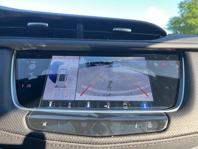 2026 Cadillac XT5 Sport