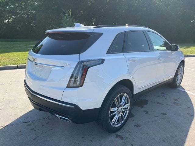 2026 Cadillac XT5 Sport