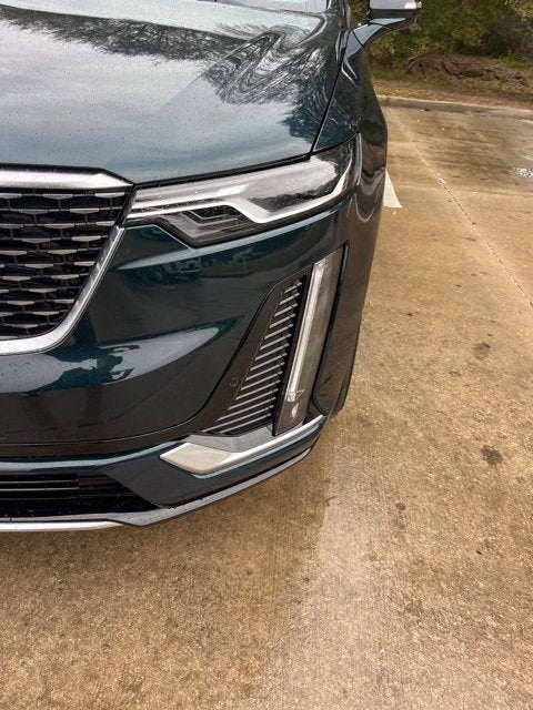 2025 Cadillac XT6 Luxury