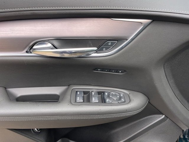 2025 Cadillac XT6 Luxury