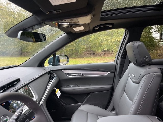 2025 Cadillac XT6 Luxury