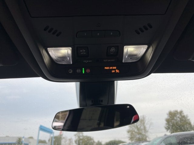 2025 Cadillac XT6 Luxury