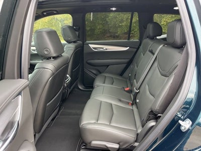 2025 Cadillac XT6 Luxury