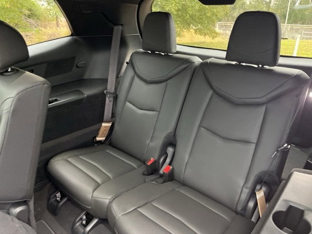 2025 Cadillac XT6 Luxury