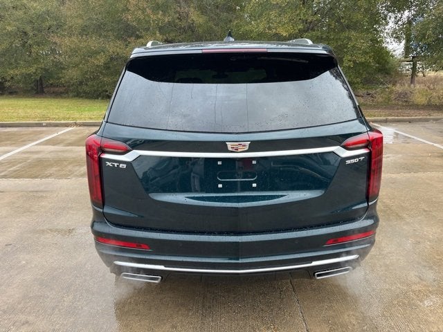 2025 Cadillac XT6 Luxury