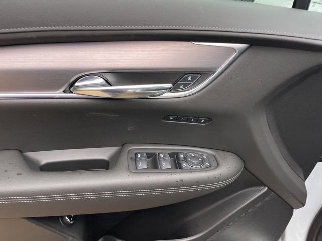 2025 Cadillac XT6 Luxury