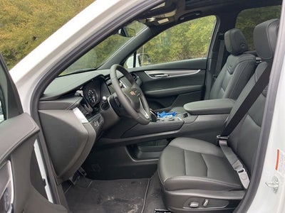 2025 Cadillac XT6 Luxury